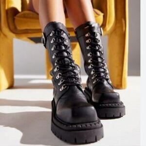 Cooperative Zafi Combat Boot